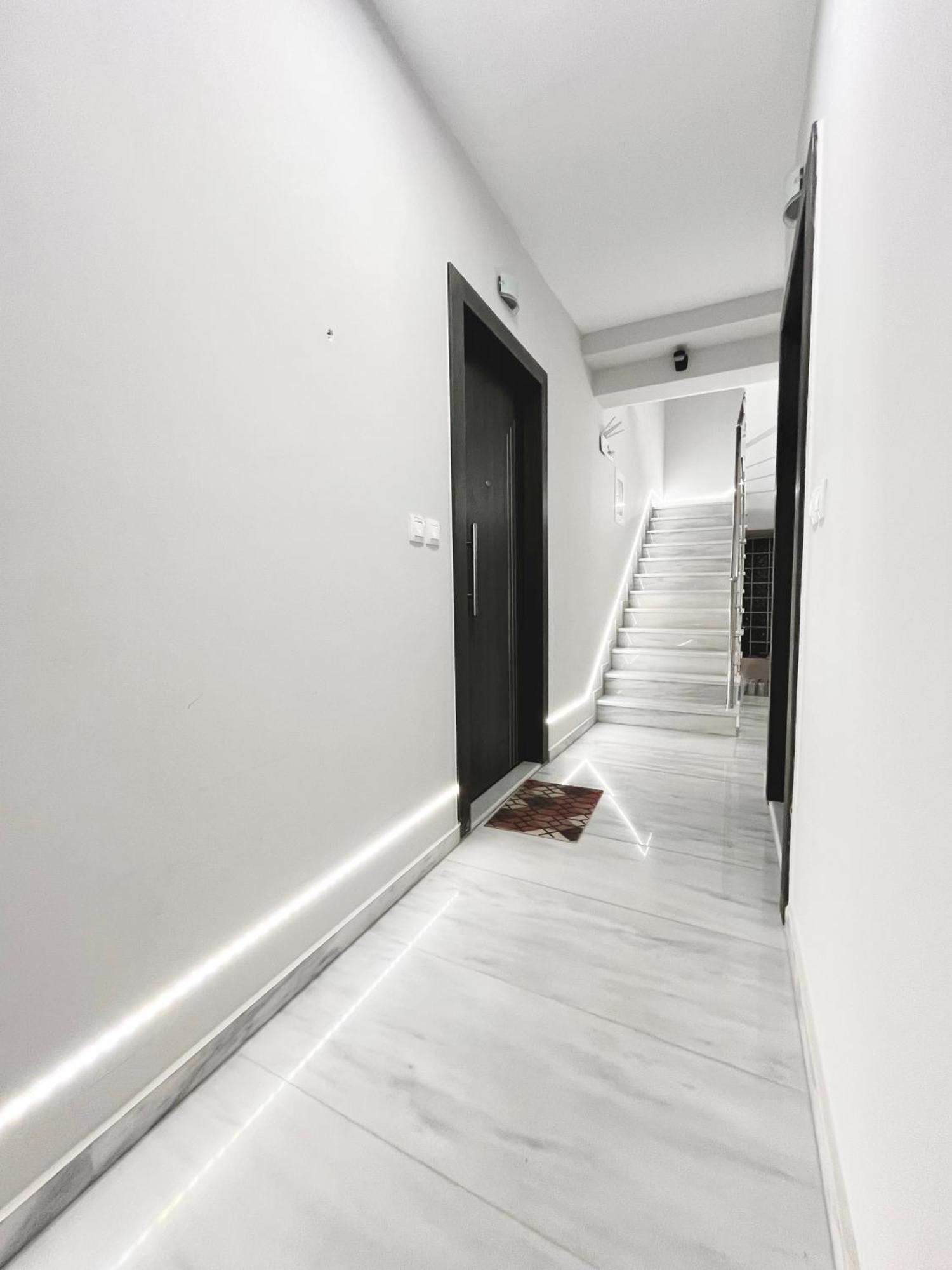 Blueline Apartment 2 Loutráki Exteriör bild